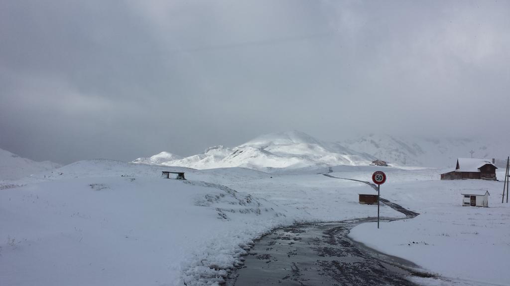 Berggasthaus Tannalp Frutt Esterno foto